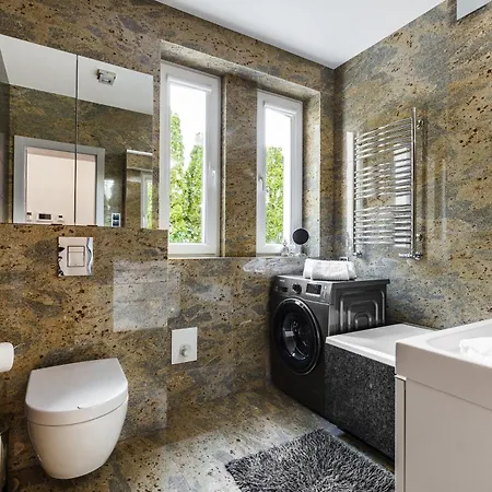 Nad Bulwarem Nadmorskim Apartman *